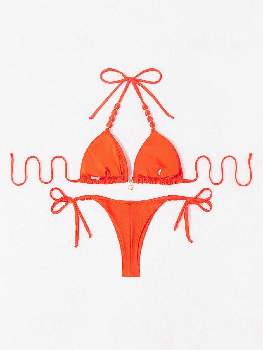 Biquíni Amarrável Com Pingente de Concha e Detalhes Dourados