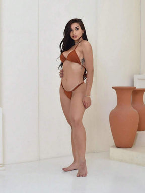 Biquíni de Fita Para Bronze Sexy com Alça Fina Ajustável e Fio Dental Marquinha